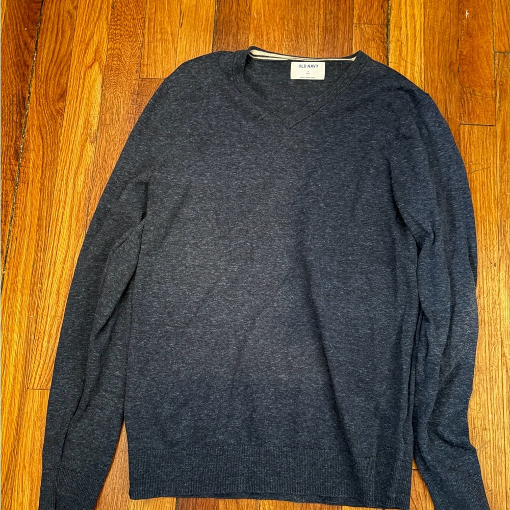 Old Navy Men's Dark Blue V-Neck Sweater